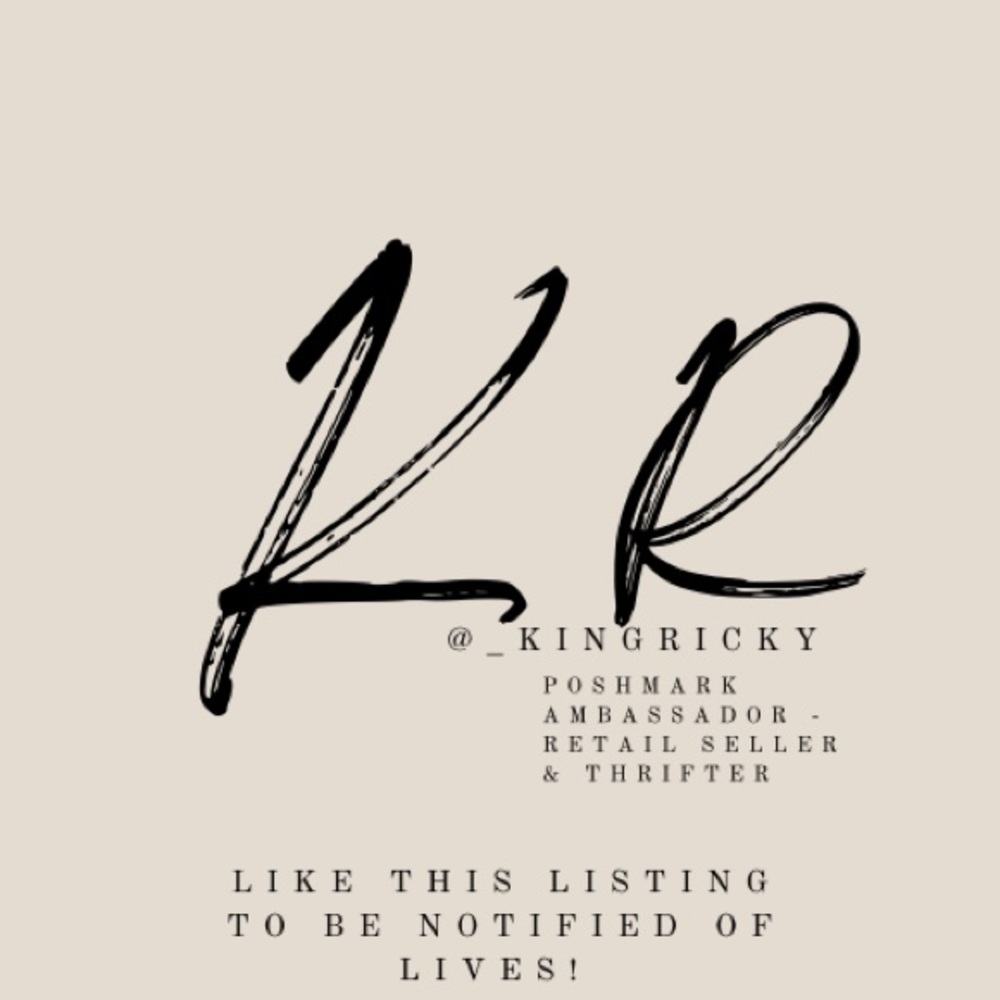 LIVE LISTING!! LIKE THIS LISTING TO BE NOTIFIED!! 🌻